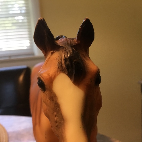 Horse Needs New Home! (11 3/4in long and 8 in Tall ear to legs) - Picture 15 of 16